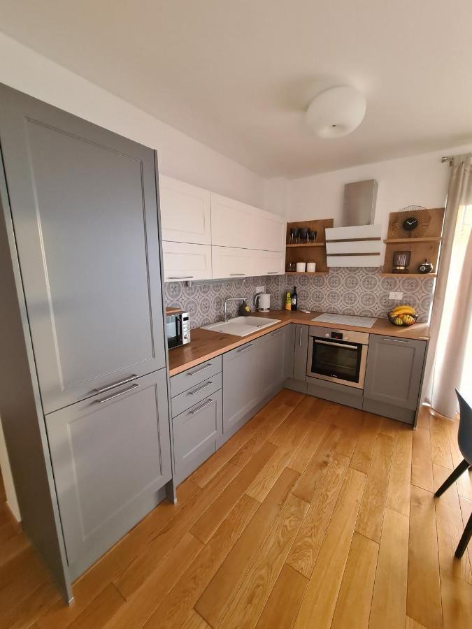 Mariposa Makarska 83M2 New Apartment With Garage Luaran gambar